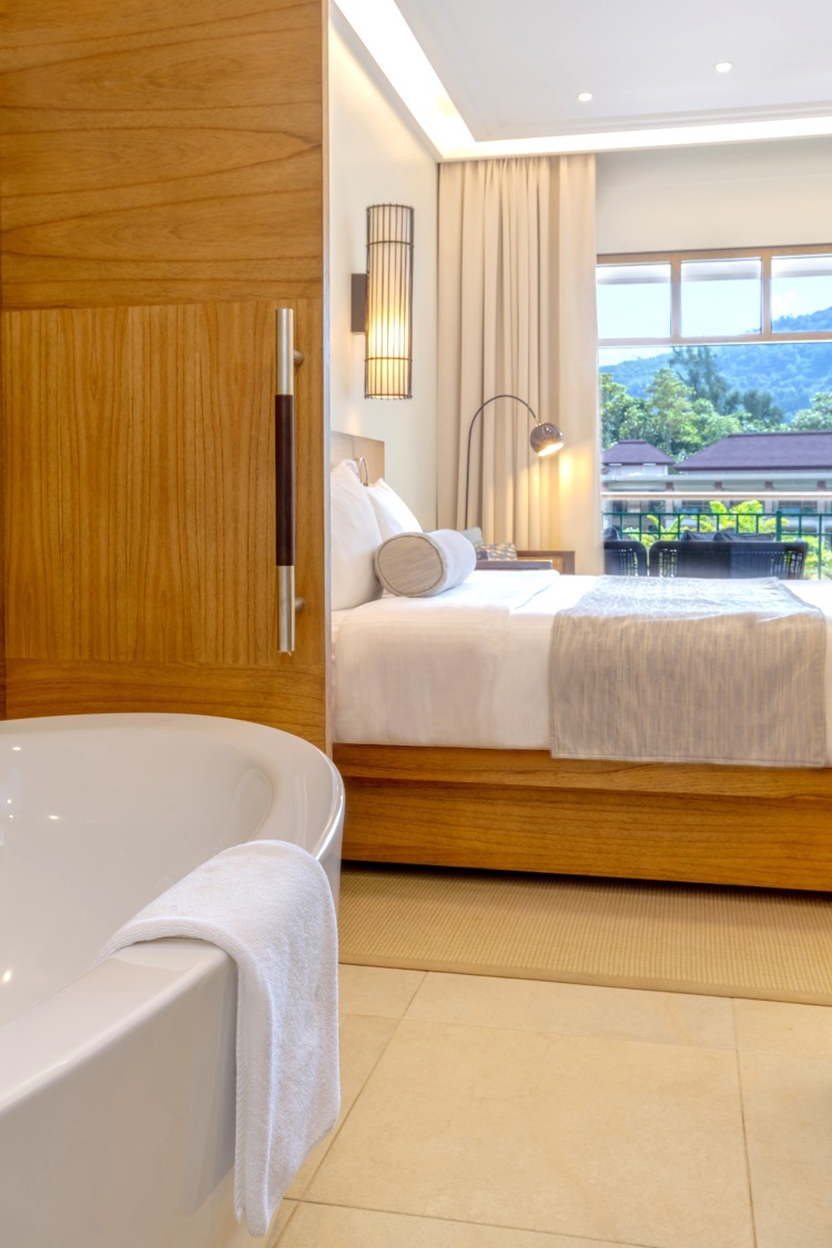 Savoy Deluxe Ocean side view – Savoy Seychelles Resort and Spa 5*, Beau Vallon Beach, Mahe Island, Seychelles