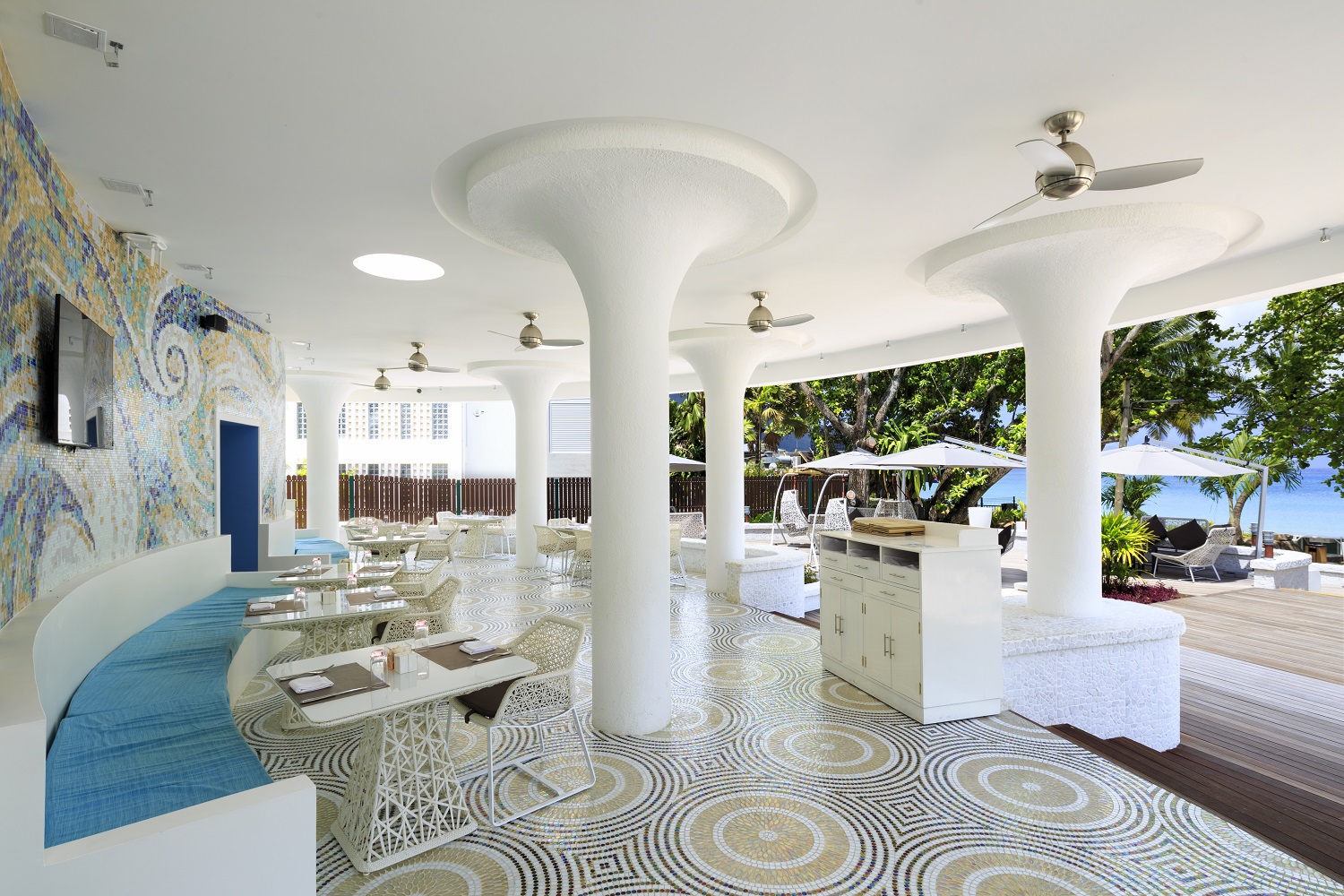 Gecko Bar – Savoy Seychelles Resort and Spa 5*, Beau Vallon Beach, Mahe Island, Seychelles